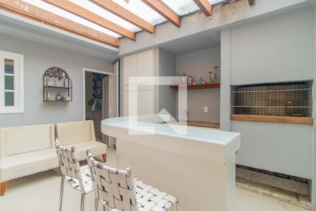 Casa de condomínio à venda com 180m², 3 quartos e 2 vagas Casa de condomínio à venda com 180m², 3 quartos e 2 vagasChurrasqueira