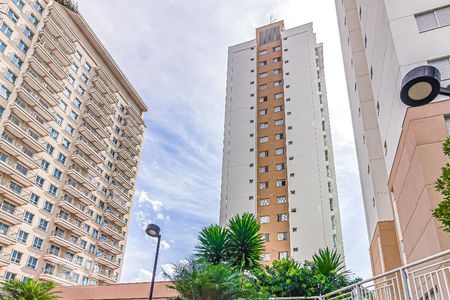 Apartamento para alugar com 56m², 2 quartos e 1 vagaFachada
