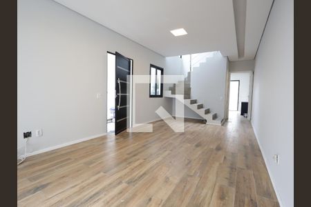 Sala de casa para alugar com 3 quartos, 225m² em Jardim Monte Kemel, São Paulo