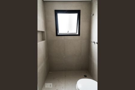 Casa para alugar com 225m², 3 quartos e 4 vagas Casa para alugar com 225m², 3 quartos e 4 vagasBanheiro suite 3