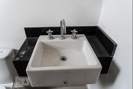 Casa para alugar com 225m², 3 quartos e 4 vagas Casa para alugar com 225m², 3 quartos e 4 vagasBanheiro suite 3