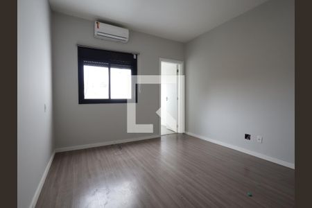 Suíte 1 de casa para alugar com 3 quartos, 225m² em Jardim Monte Kemel, São Paulo