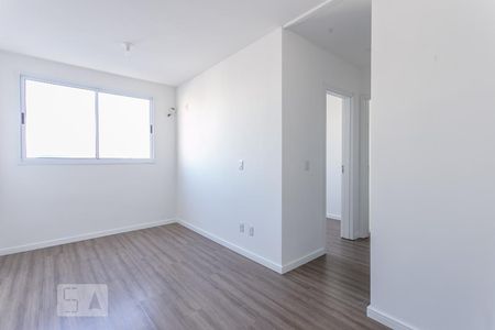 Sala de apartamento à venda com 2 quartos, 47m² em Protásio Alves, Porto Alegre