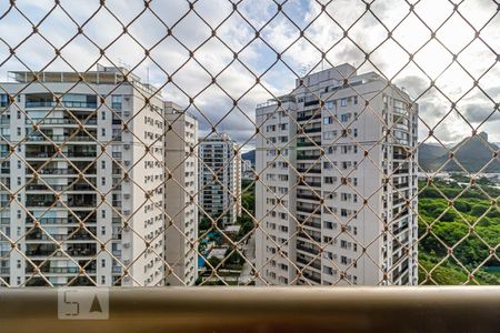 Apartamento para alugar com 80m², 2 quartos e 1 vaga Apartamento para alugar com 80m², 2 quartos e 1 vagaVista da Sacada do Quarto 2 - Suíte