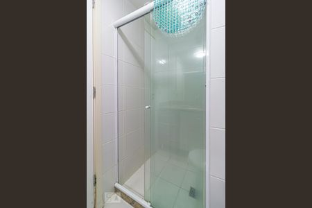 Apartamento para alugar com 80m², 2 quartos e 1 vaga Apartamento para alugar com 80m², 2 quartos e 1 vagaBanheiro da Suíte