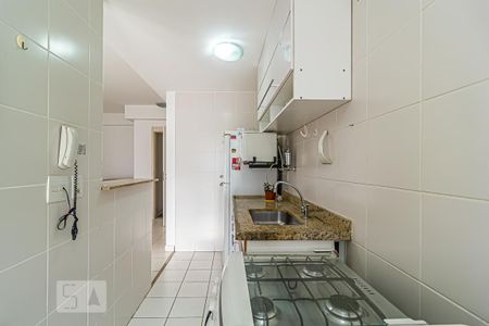 Apartamento para alugar com 80m², 2 quartos e 1 vaga Apartamento para alugar com 80m², 2 quartos e 1 vagaCozinha