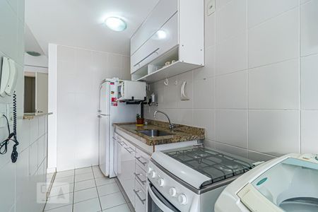 Apartamento para alugar com 80m², 2 quartos e 1 vaga Apartamento para alugar com 80m², 2 quartos e 1 vagaCozinha