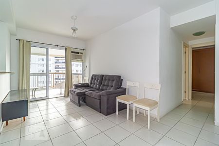 Sala de apartamento para alugar com 2 quartos, 80m² em Jacarepaguá, Rio de Janeiro