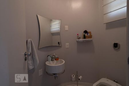 Casa à venda com 314m², 4 quartos e 4 vagasBanheiro