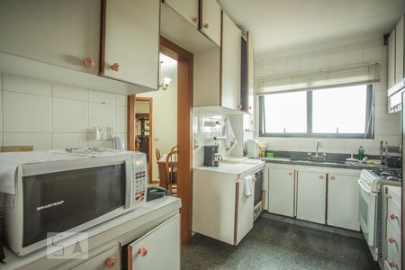Apartamento à venda com 186m², 3 quartos e 3 vagasCozinha