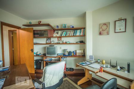 Apartamento à venda com 186m², 3 quartos e 3 vagasEscritório