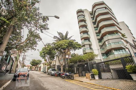 Apartamento à venda com 186m², 3 quartos e 3 vagasFachada