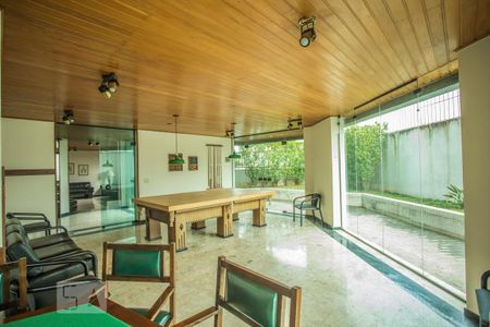 Apartamento à venda com 186m², 3 quartos e 3 vagasÁrea comum - Salão de Jogos