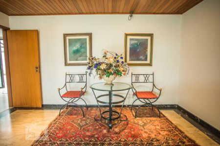 Apartamento à venda com 186m², 3 quartos e 3 vagasHall social