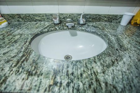 Apartamento à venda com 186m², 3 quartos e 3 vagasBanheiro Suite - Torneira