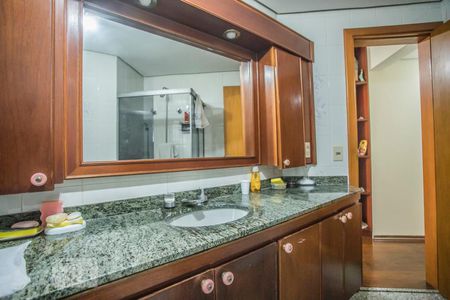 Apartamento à venda com 186m², 3 quartos e 3 vagasBanheiro Suite