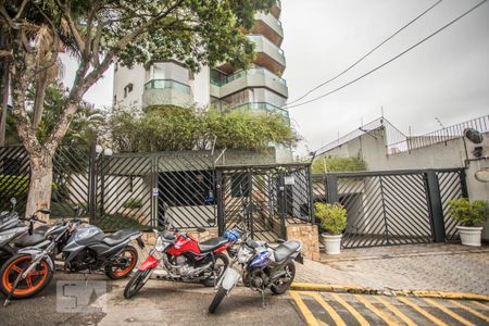 Apartamento à venda com 186m², 3 quartos e 3 vagasFachada