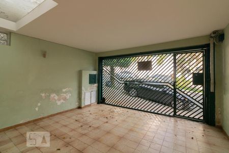 Garagem de casa para alugar com 3 quartos, 150m² em Planalto Paulista, São Paulo
