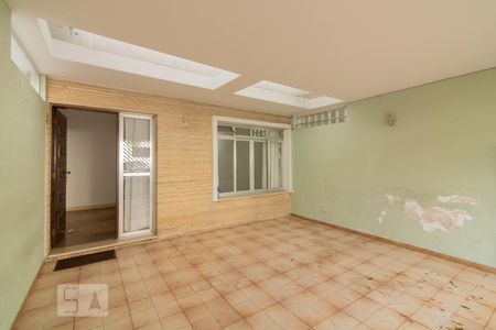 Garagem de casa para alugar com 3 quartos, 150m² em Planalto Paulista, São Paulo