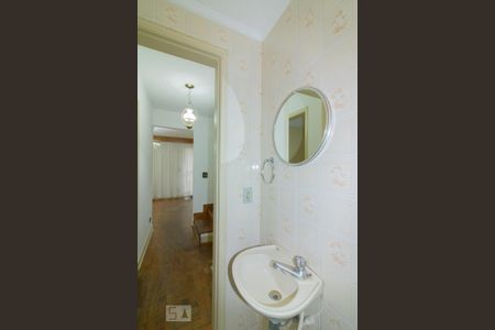 Lavabo de casa para alugar com 3 quartos, 150m² em Planalto Paulista, São Paulo