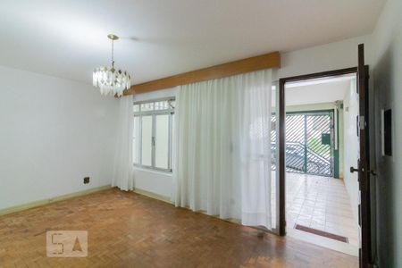 Sala de casa para alugar com 3 quartos, 150m² em Planalto Paulista, São Paulo