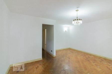 Sala de casa para alugar com 3 quartos, 150m² em Planalto Paulista, São Paulo
