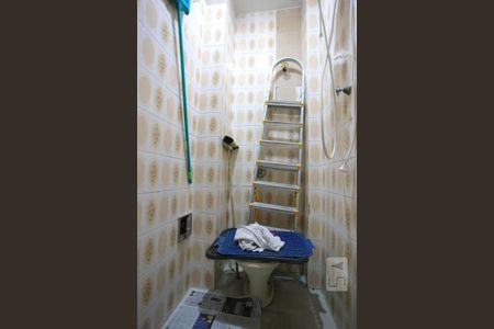 Apartamento para alugar com 70m², 2 quartos e sem vagaBanheiro de Serviço