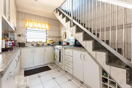 Casa à venda com 323m², 7 quartos e 2 vagas Casa à venda com 323m², 7 quartos e 2 vagasCozinha