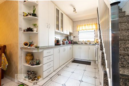 Casa à venda com 323m², 7 quartos e 2 vagas Casa à venda com 323m², 7 quartos e 2 vagasCozinha