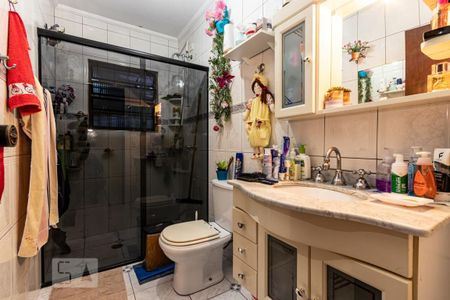 Casa à venda com 323m², 7 quartos e 2 vagas Casa à venda com 323m², 7 quartos e 2 vagasBanheiro