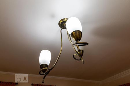 Sala de casa à venda com 7 quartos, 323m² em Vila Ré, São Paulo