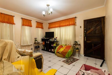 Casa à venda com 323m², 7 quartos e 2 vagas Casa à venda com 323m², 7 quartos e 2 vagasSala