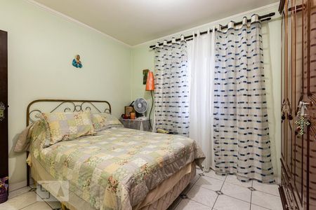 Quarto 1 de casa à venda com 7 quartos, 323m² em Vila Ré, São Paulo