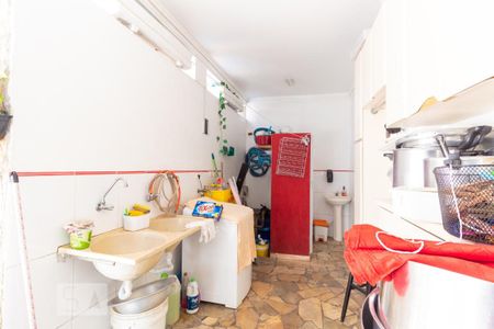 Casa à venda com 270m², 3 quartos e 4 vagas Casa à venda com 270m², 3 quartos e 4 vagasÁrea de Serviço