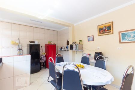 Casa à venda com 270m², 3 quartos e 4 vagas Casa à venda com 270m², 3 quartos e 4 vagasCozinha