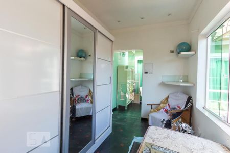 Casa à venda com 270m², 3 quartos e 4 vagas Casa à venda com 270m², 3 quartos e 4 vagasQuarto 3