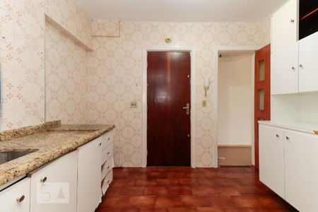 Apartamento à venda com 99m², 2 quartos e 1 vagaCozinha