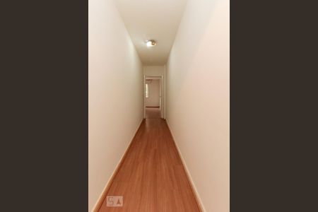 Apartamento à venda com 99m², 2 quartos e 1 vagaCorredor