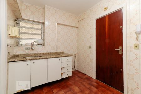 Apartamento à venda com 99m², 2 quartos e 1 vagaCozinha