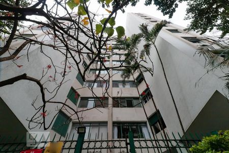 Apartamento à venda com 99m², 2 quartos e 1 vagaFachada