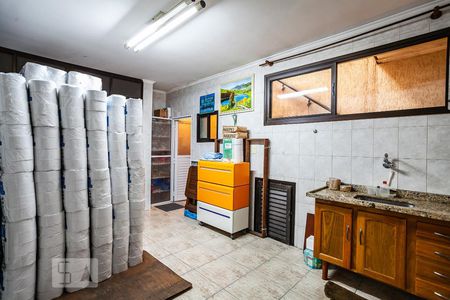 Casa à venda com 300m², 4 quartos e 4 vagasDepósito