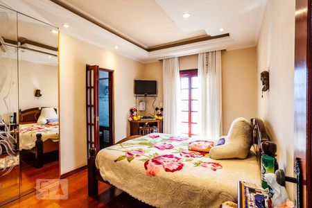 Casa à venda com 300m², 4 quartos e 4 vagasSuíte