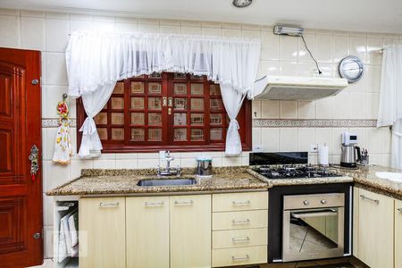 Casa à venda com 300m², 4 quartos e 4 vagasCozinha