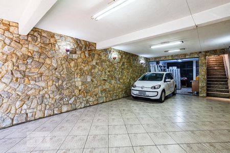 Casa à venda com 300m², 4 quartos e 4 vagasGaragem