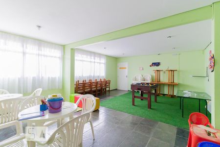 Apartamento à venda com 56m², 2 quartos e 1 vagaSalão de jogos