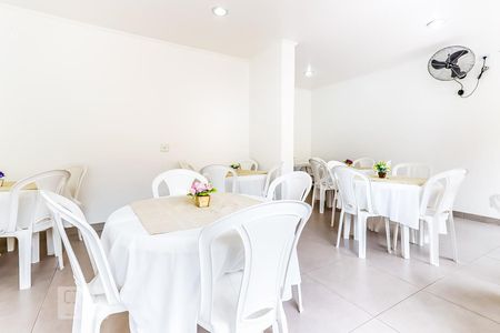 Apartamento à venda com 54m², 2 quartos e 1 vagaÁrea comum - Salão de festas