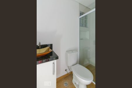 Banheiro da Suíte de apartamento para alugar com 1 quarto, 30m² em Vila Medeiros, São Paulo