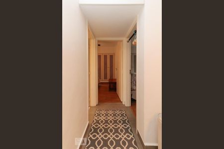 Apartamento para alugar com 62m², 2 quartos e sem vagaCorredor