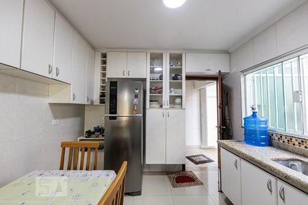 Casa à venda com 217m², 3 quartos e 5 vagas