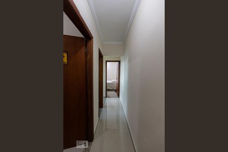Corredor de casa à venda com 3 quartos, 217m² em Vila Aricanduva, São Paulo
